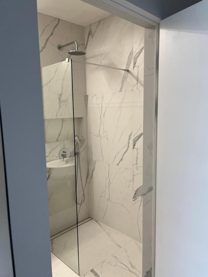 Warsaw Home Suites Bagian luar foto