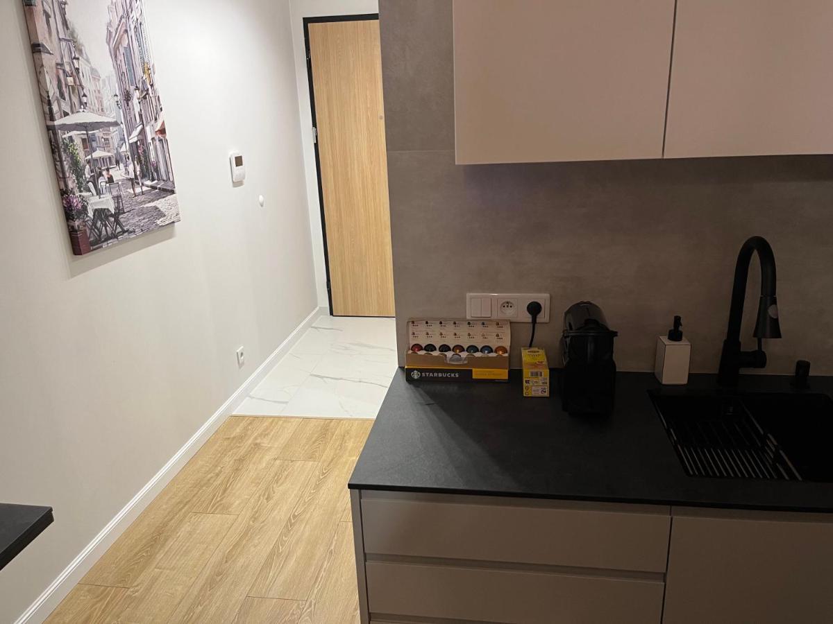 Warsaw Home Suites Bagian luar foto
