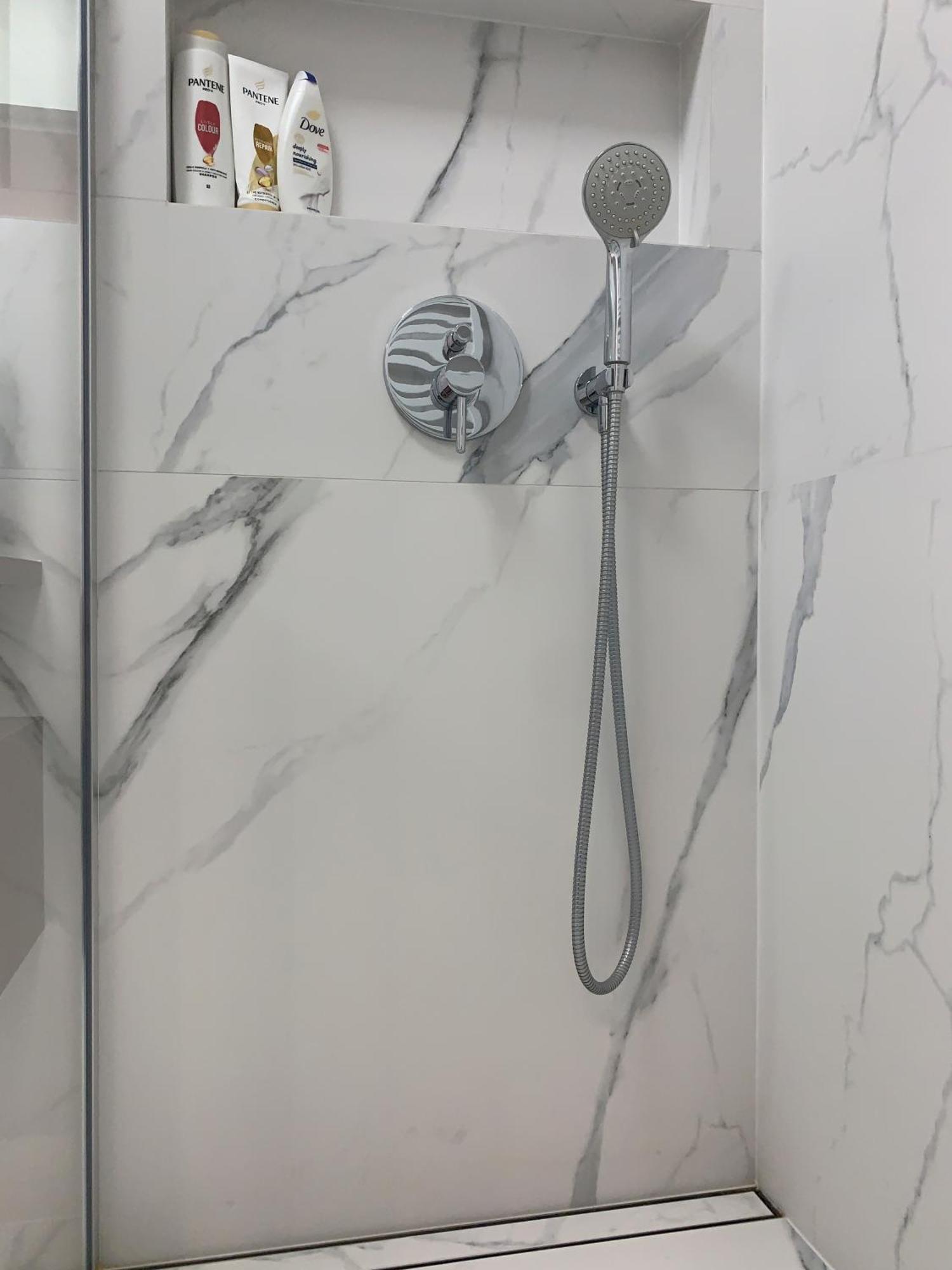 Warsaw Home Suites Bagian luar foto