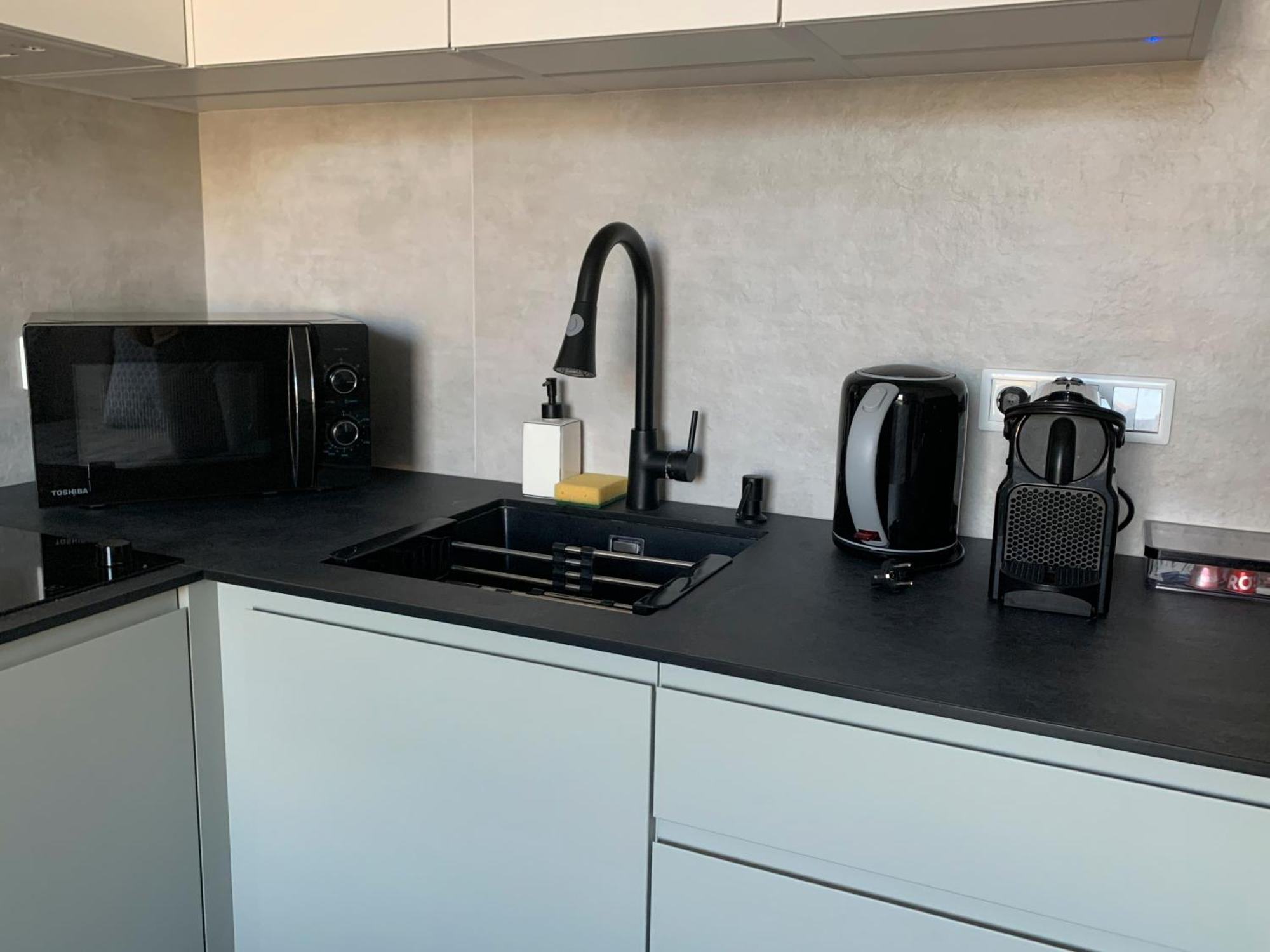 Warsaw Home Suites Bagian luar foto
