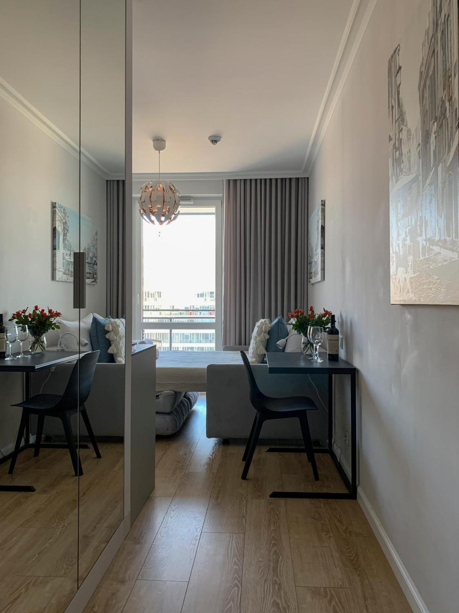 Warsaw Home Suites Bagian luar foto